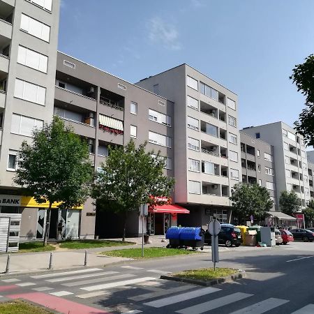 Apartments Dora Zagreb Extérieur photo