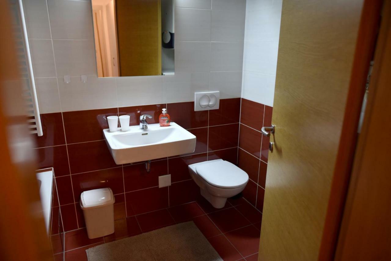 Apartments Dora Zagreb Extérieur photo